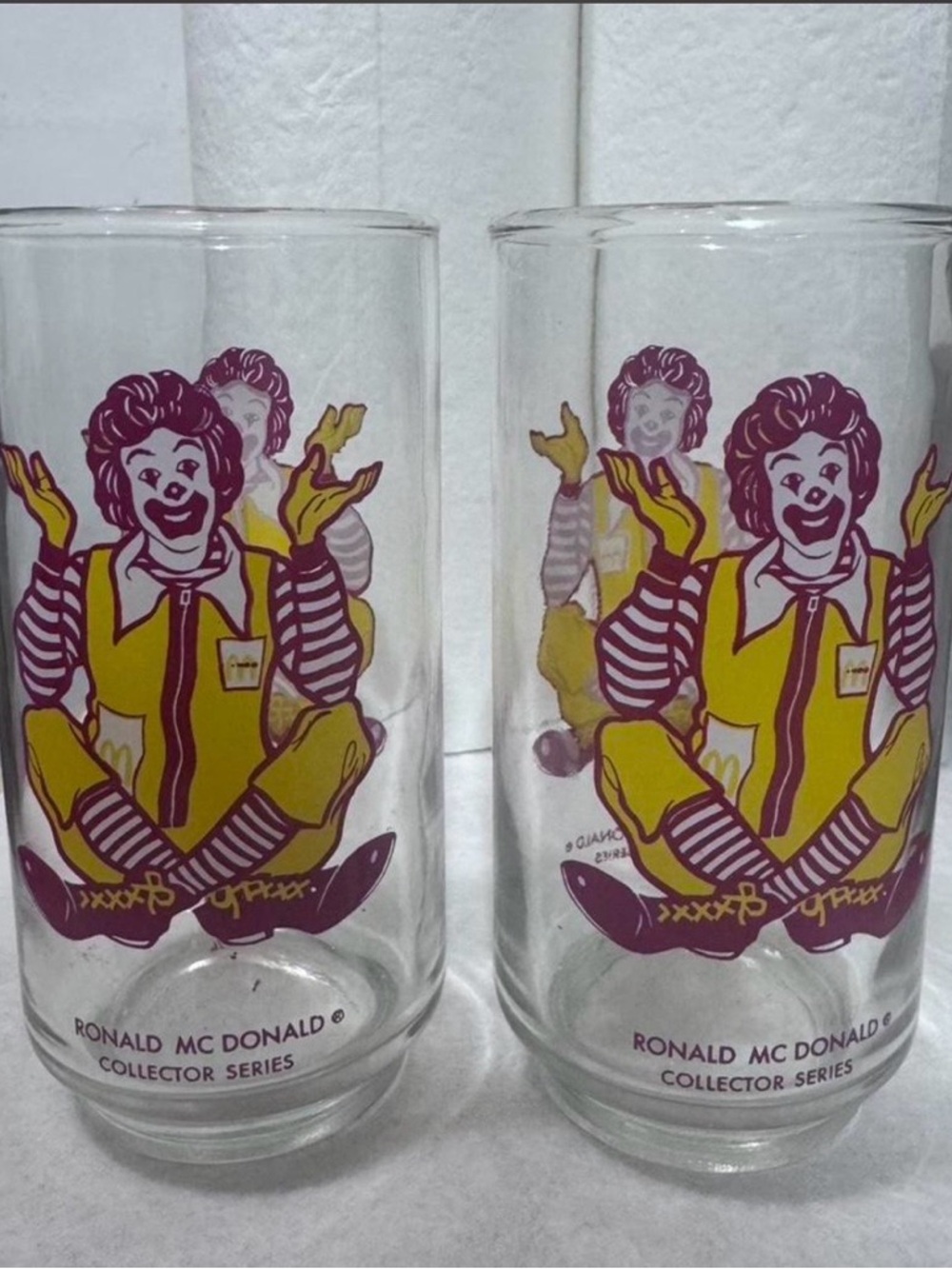 McDonald's Ronald McDonald Glasses in Yellow and Red set of 2